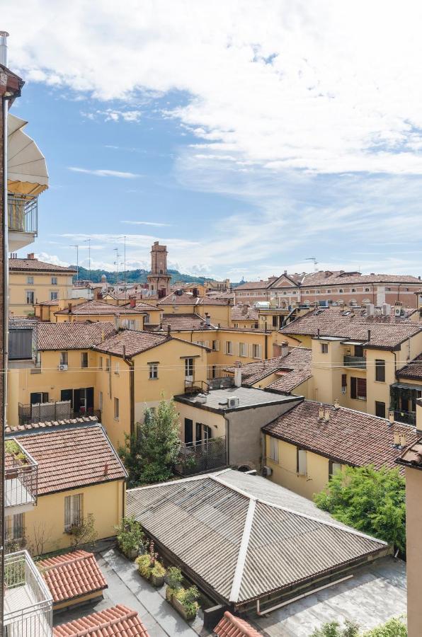Inner Bo, Terrazzino Vista Tetti In Centro Storico Болонья Экстерьер фото